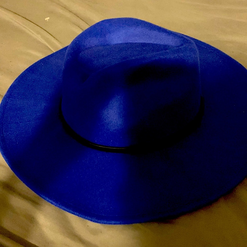 Wool royal blue brim hat